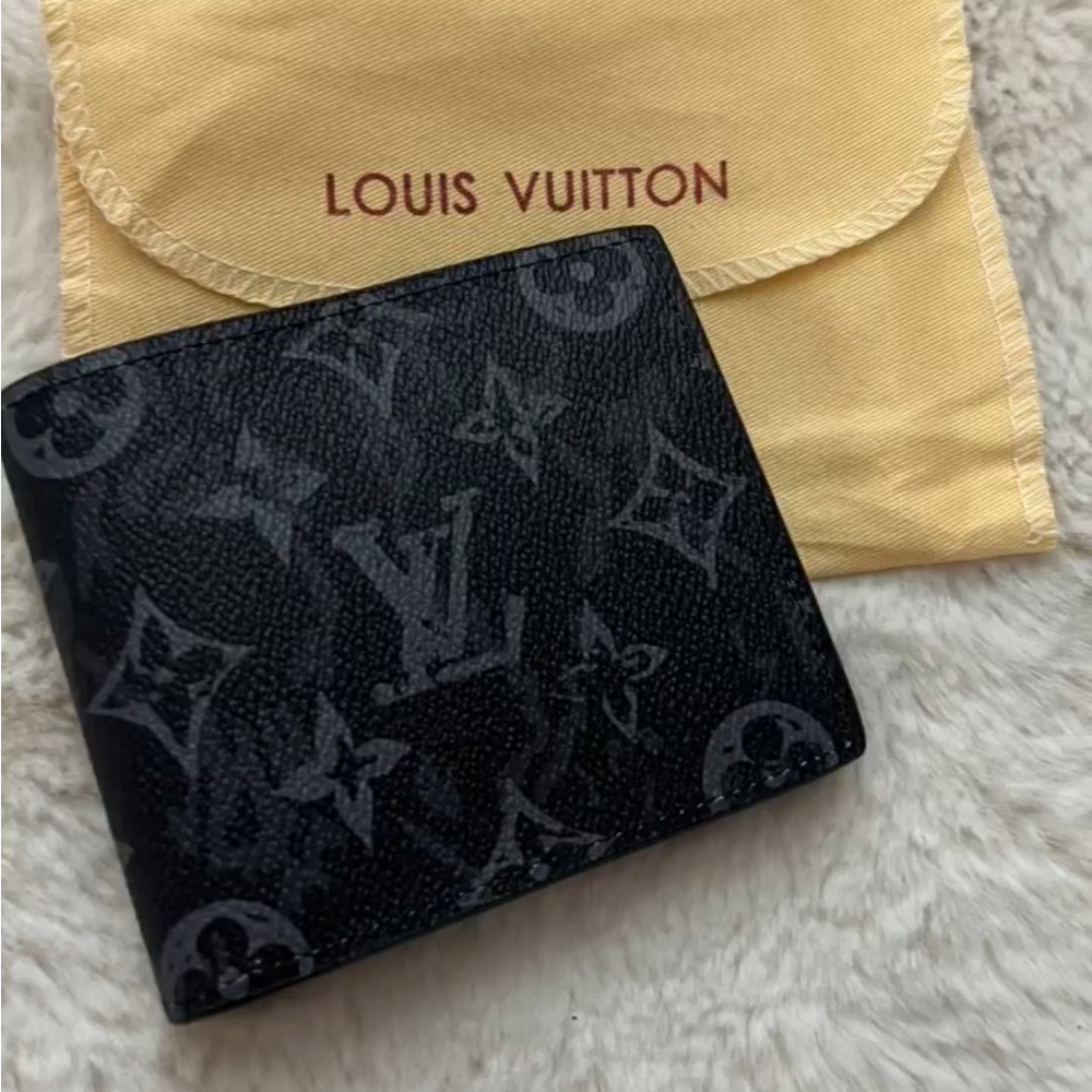 LV Wallet